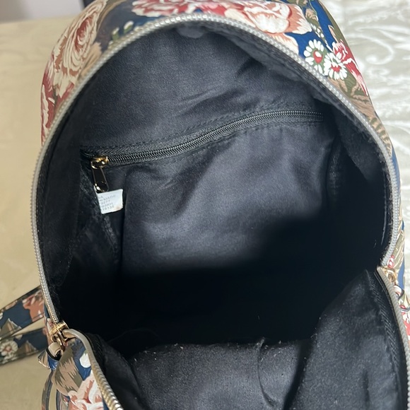 Mini floral backpack - Picture 7 of 8